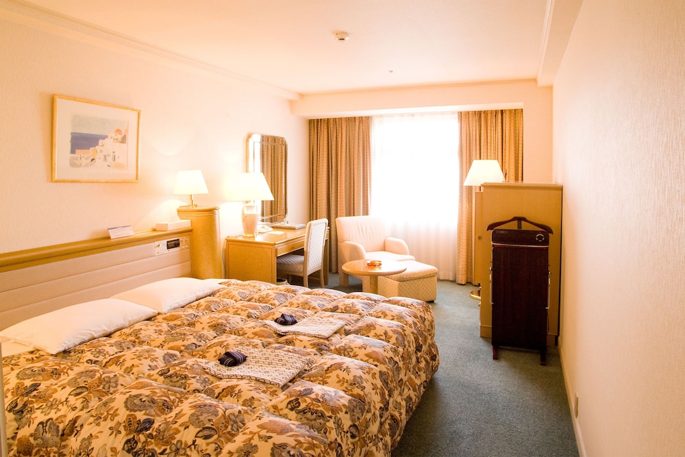 Tokyo Grand Hotel 9/48