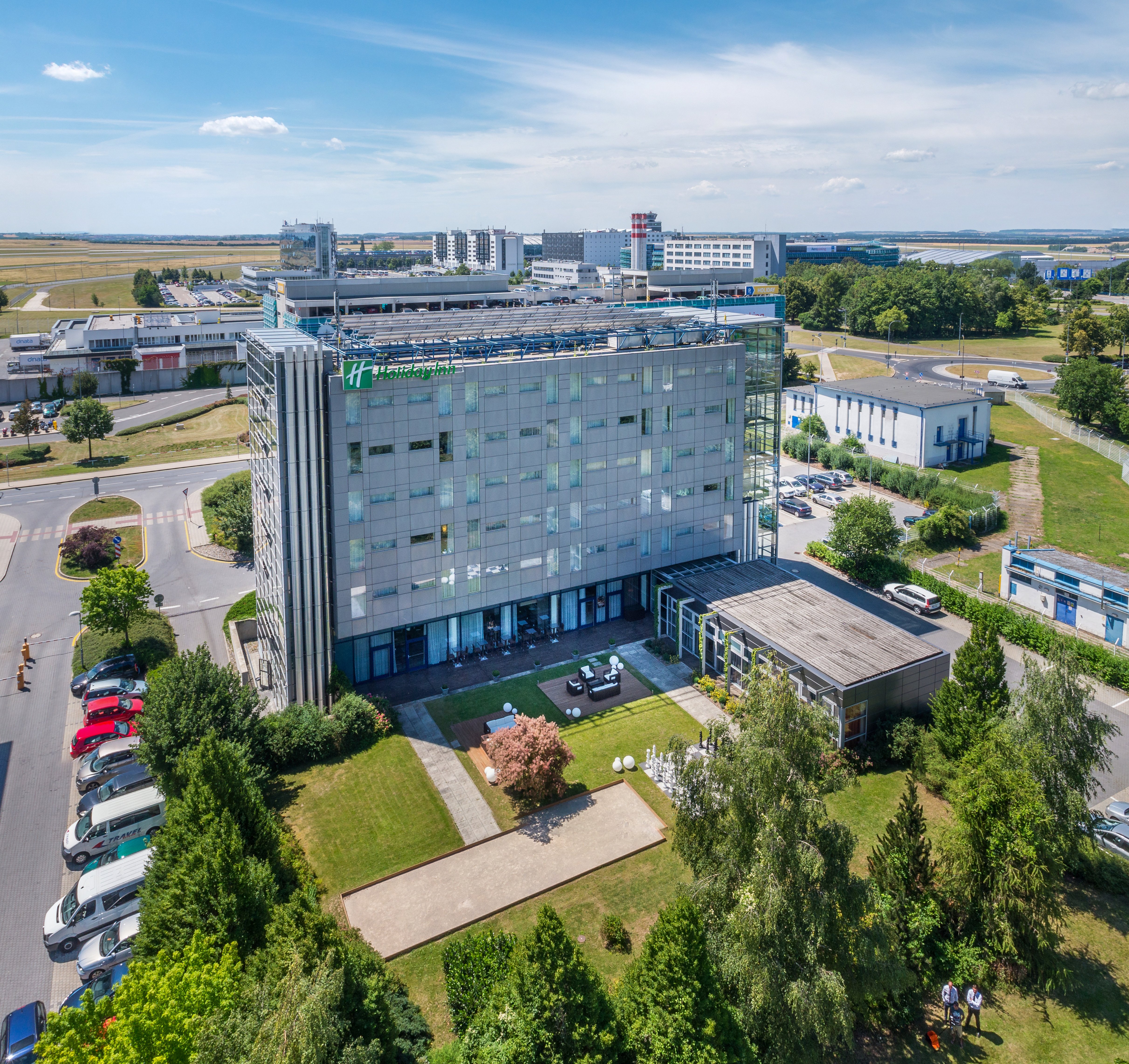 HOLIDAY INN PRAGUE AIRPORT 6/76