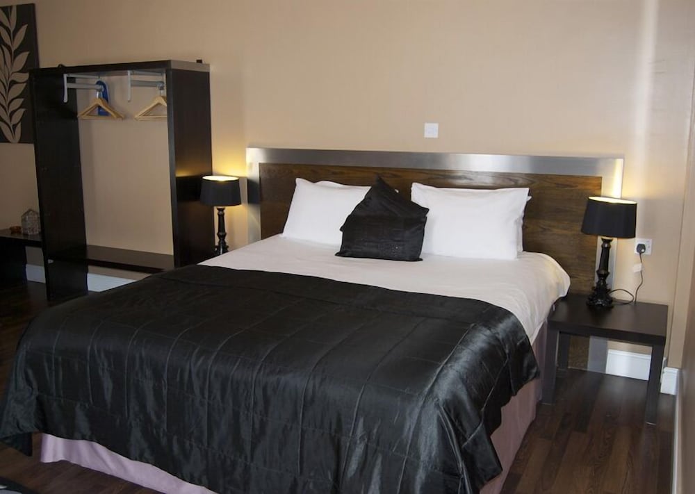Villaggio Hotel & Restaurant 9/36