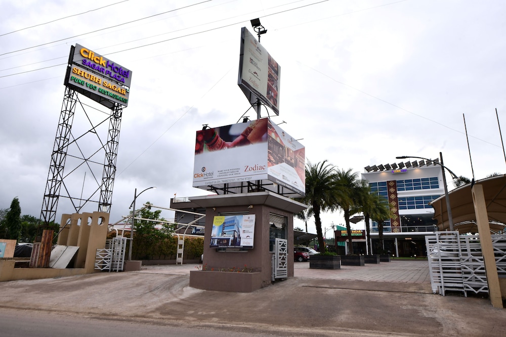 Click Hotel Sagar Plaza Chakan Pune 42/48