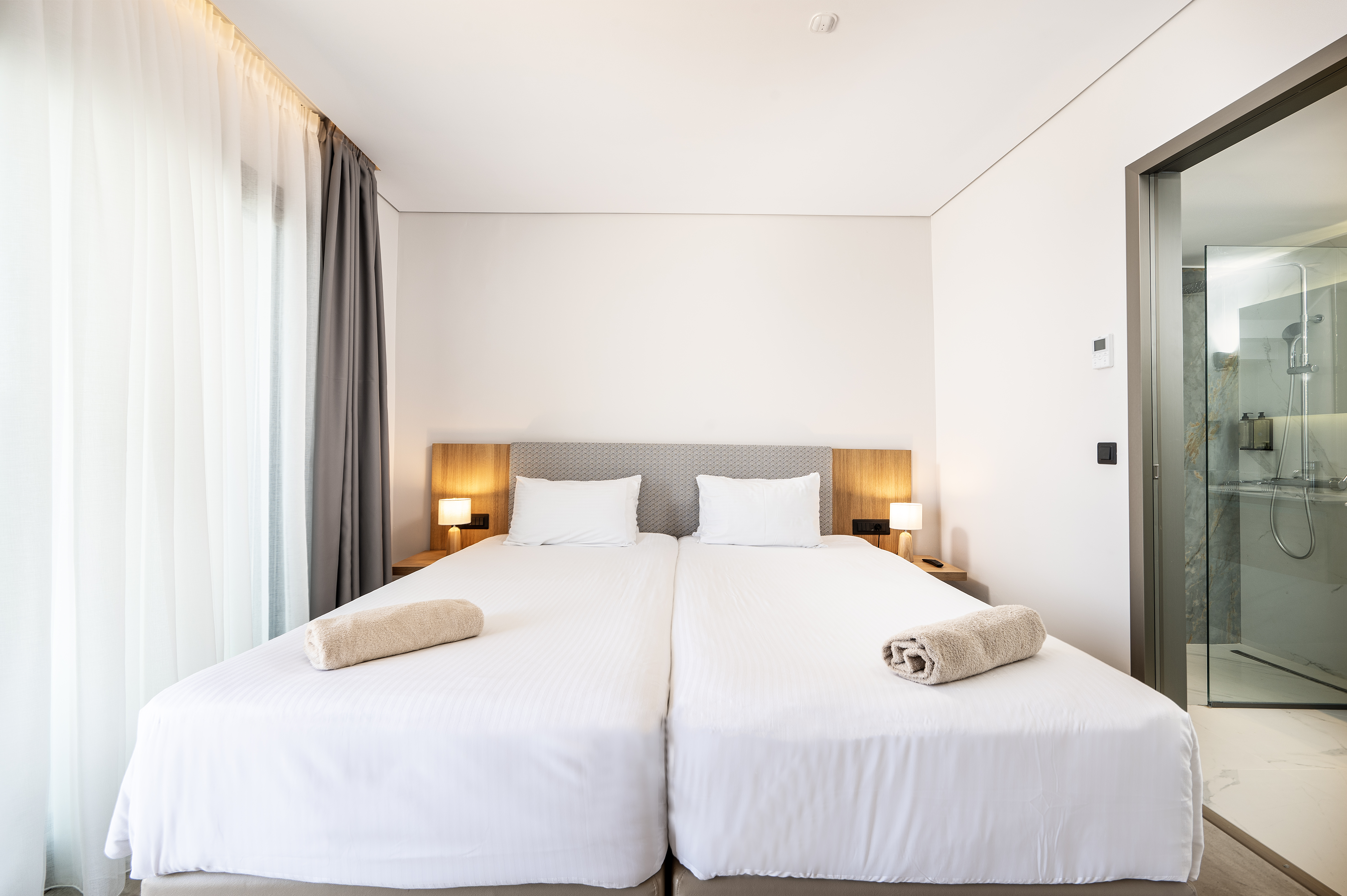 DOUBLE ROOM SUPERIOR SIDE SEA VIEW