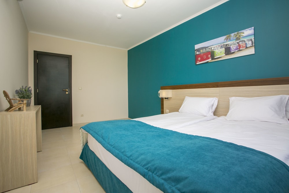 Hacienda Beach Resort 19/70
