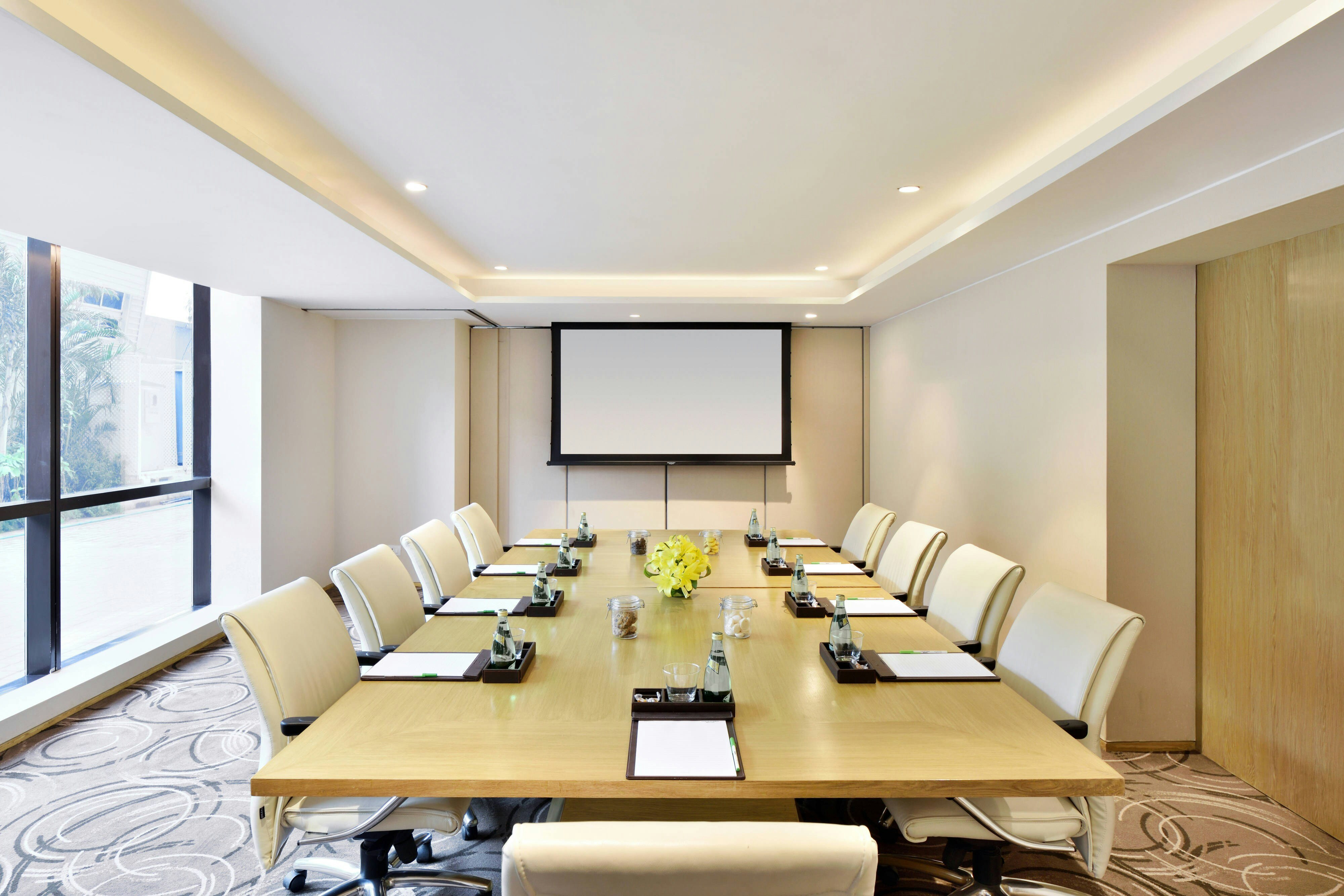 Courtyard Bengaluru Hebbal 14/18