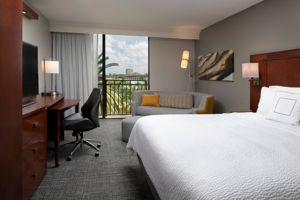 Courtyard by Marriott Bradenton Sarasota/Riverfront 14/49