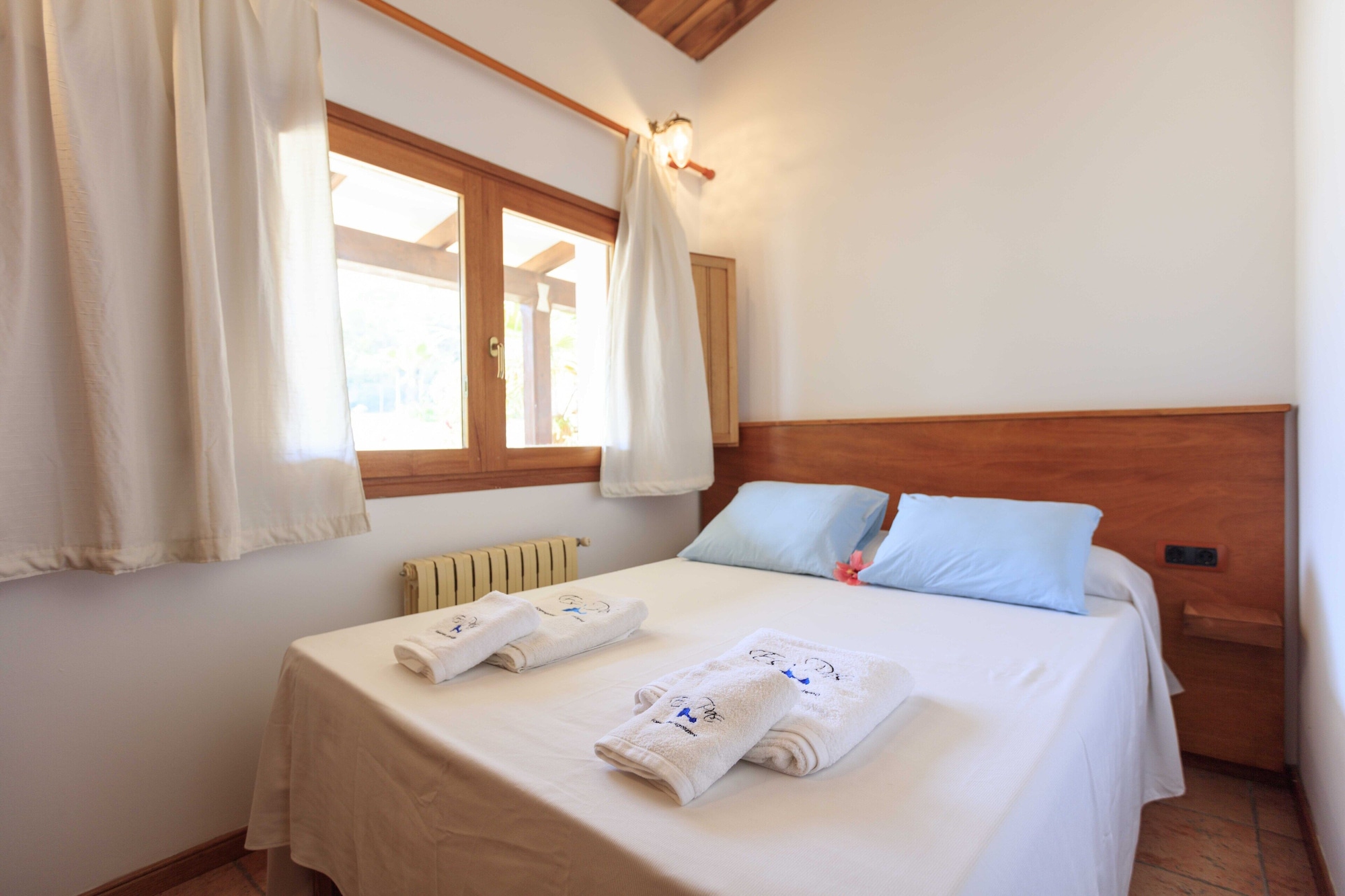 2 Bedrooms, Grand, Suite, King Bed, Pool Side, Sofa، Es Pas Formentera Agroturismo 6/7