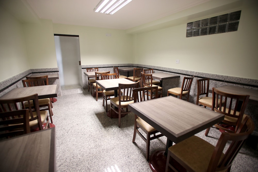Soneca Plaza Hotel 50/56