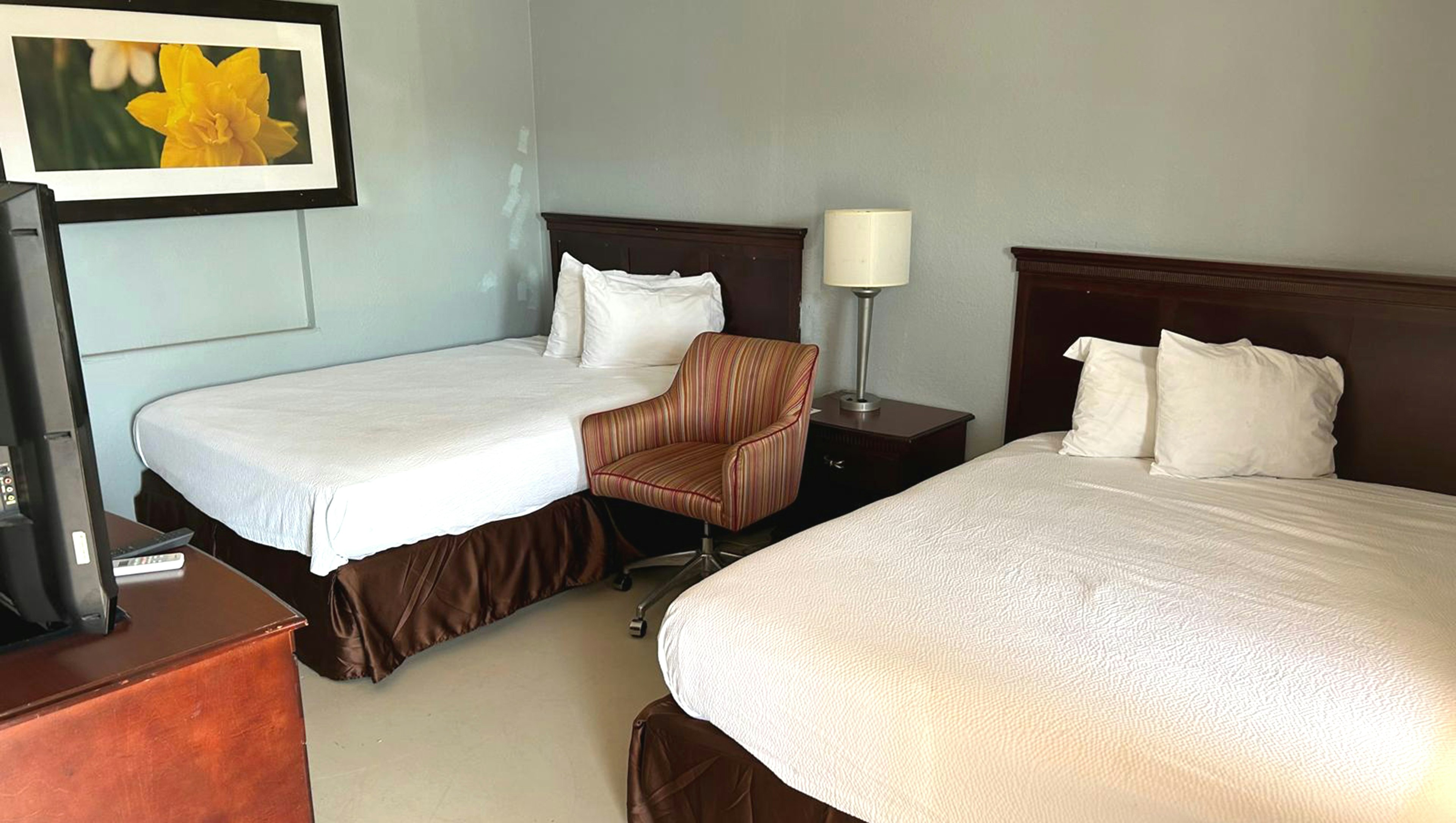 2 Queen Beds Non-Smoking