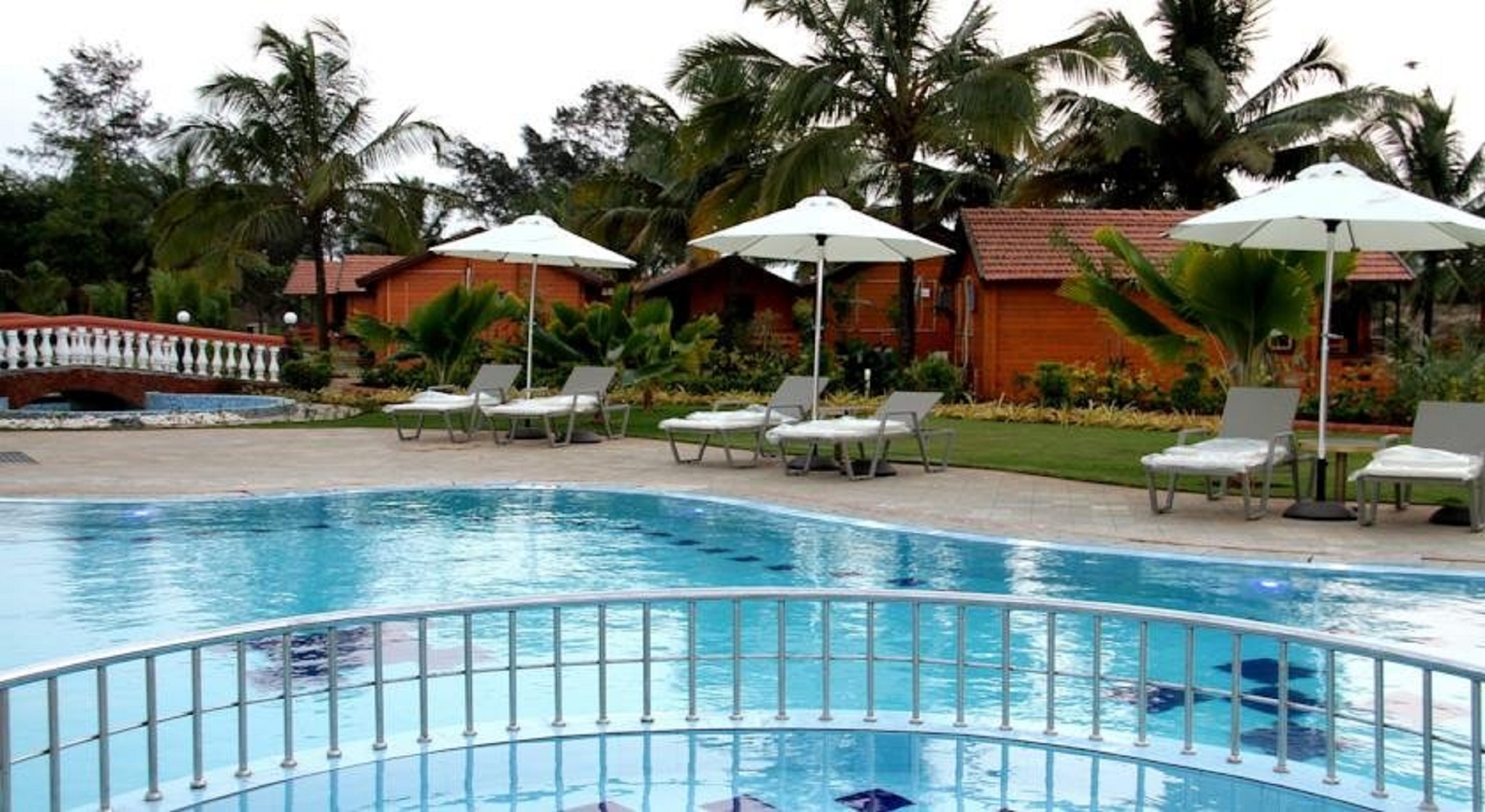 THE FERN BEIRA MAR RESORT 3/33