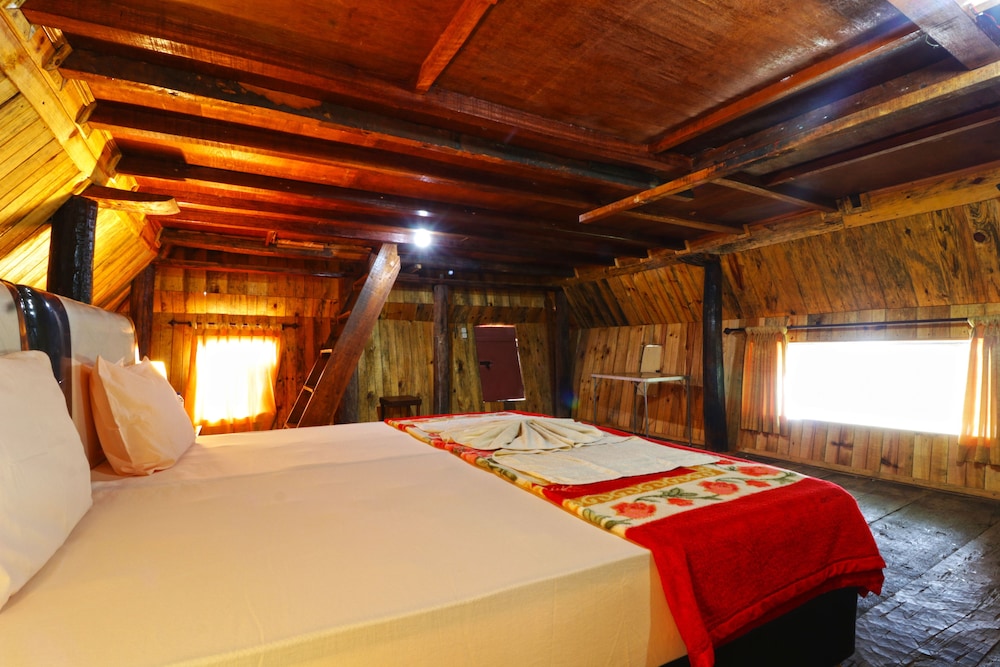 Tuk Tuk Timbul Bungalows by ZUZU 10/31