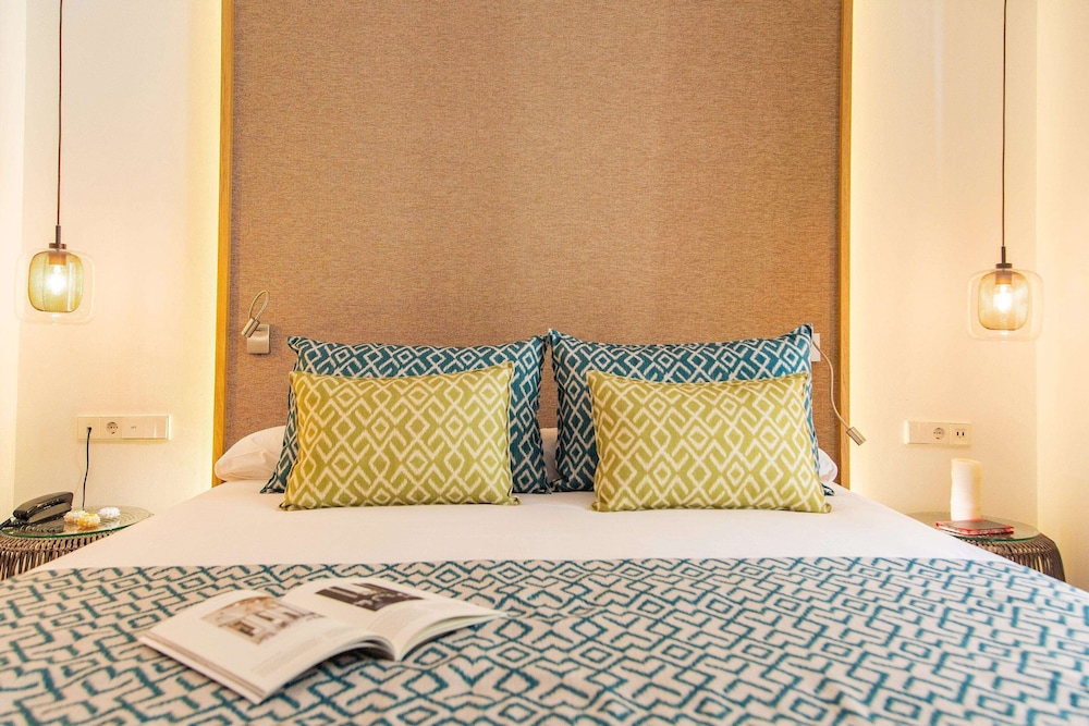 Pure Salt Port de Soller - Adults Only 9/87