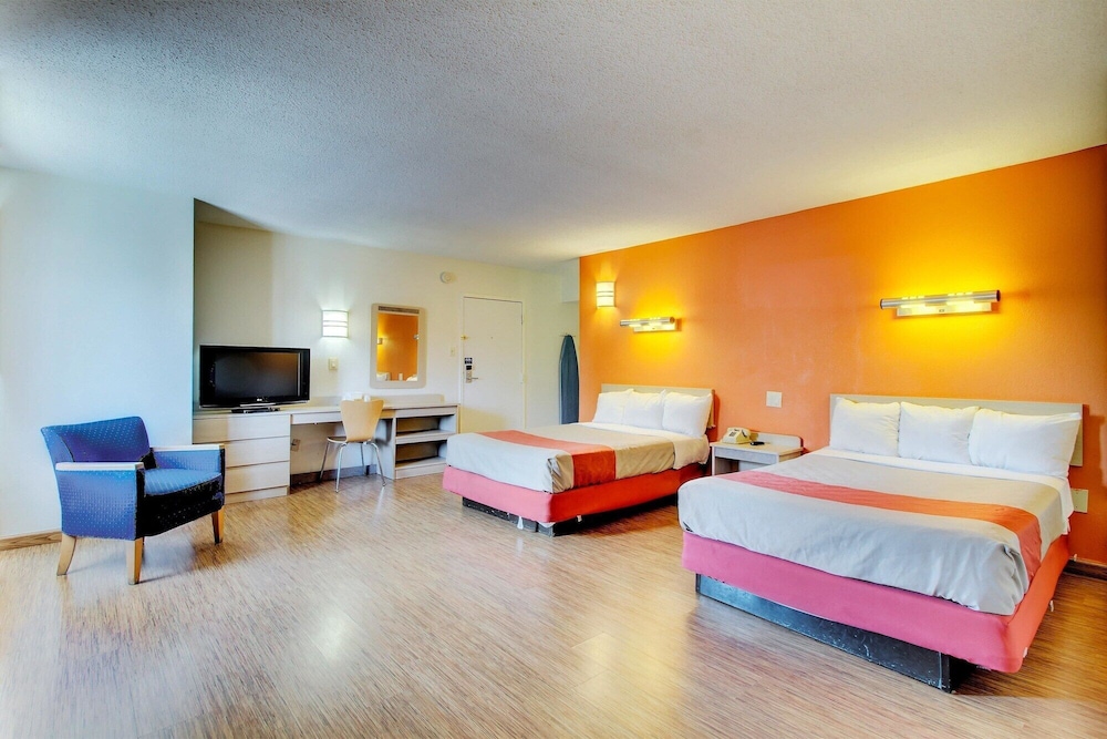 Motel6 Washington, DC 17/66