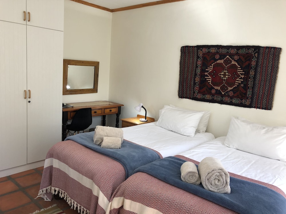 10 Alexander B&B 9/50