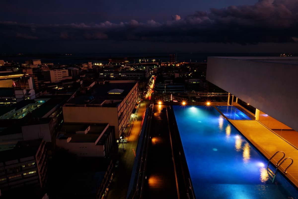 One Central Hotel in CEBU