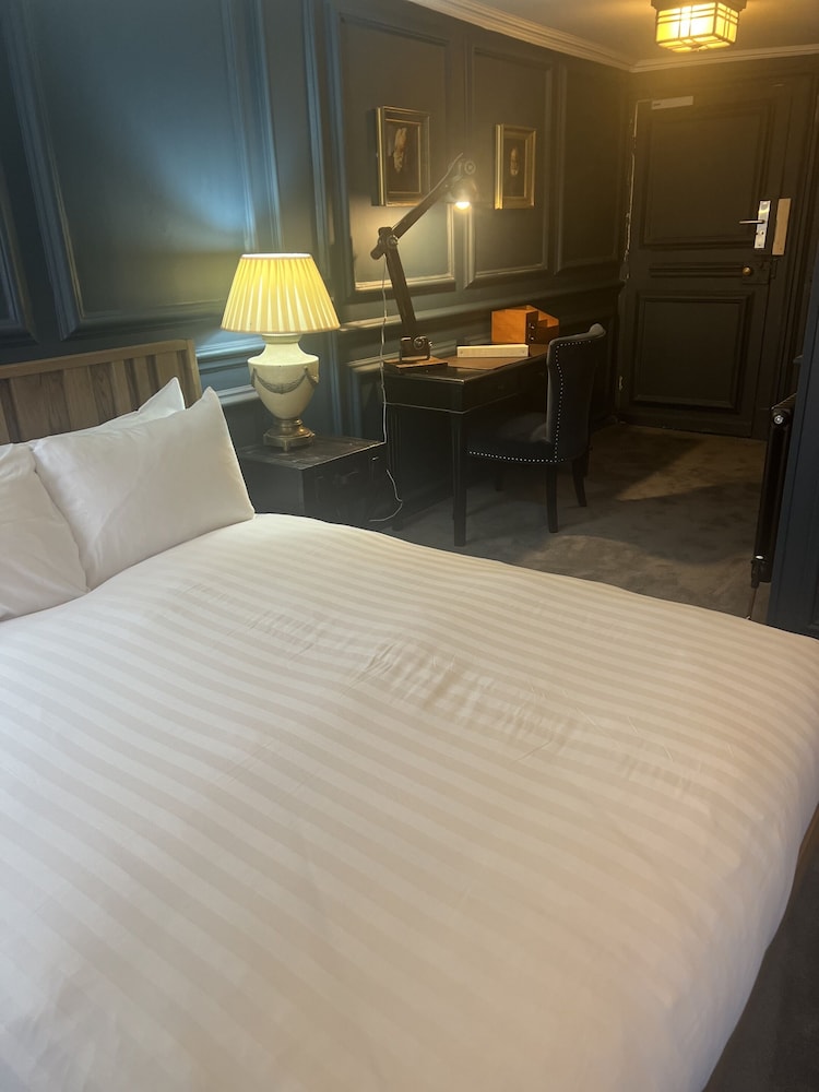 Colchester Boutique Hotel 19/50