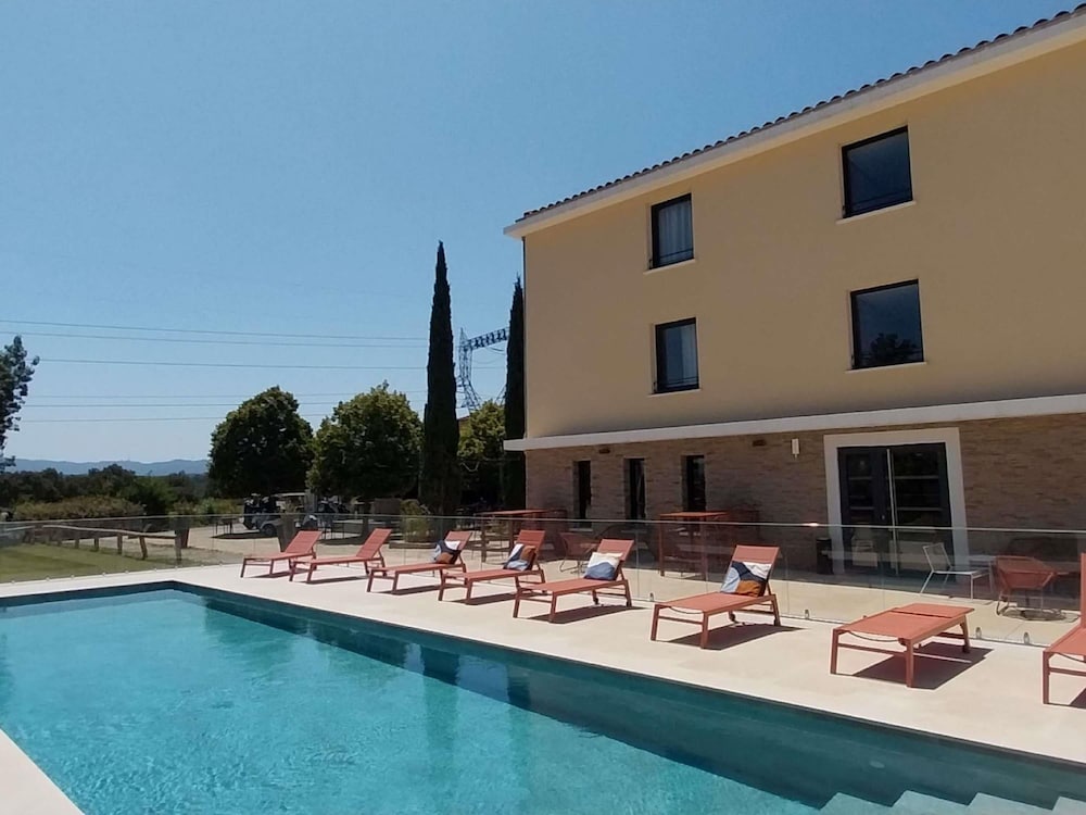 ibis Styles Cabries Aix-en-Provence TGV 6/50