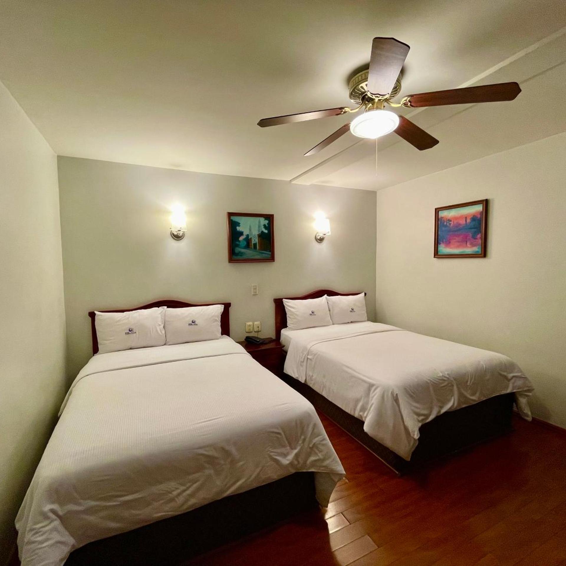 Room, Triple