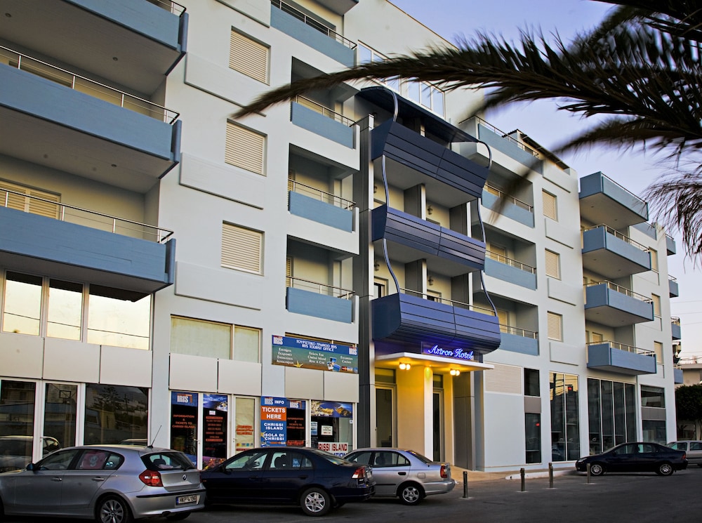Astron Hotel 37/50