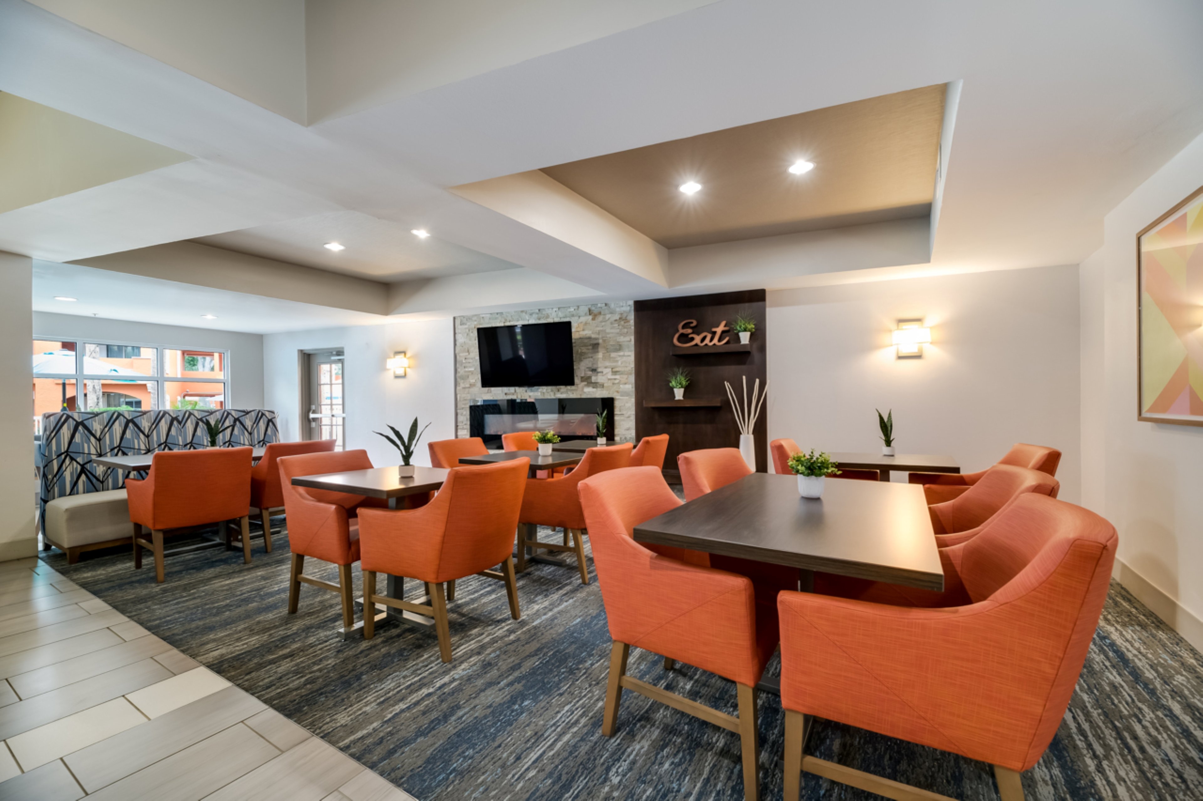 Holiday Inn Express Hotel Suites the Villages 53/73