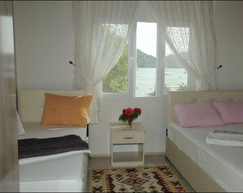 Likya Pansiyon 28/50