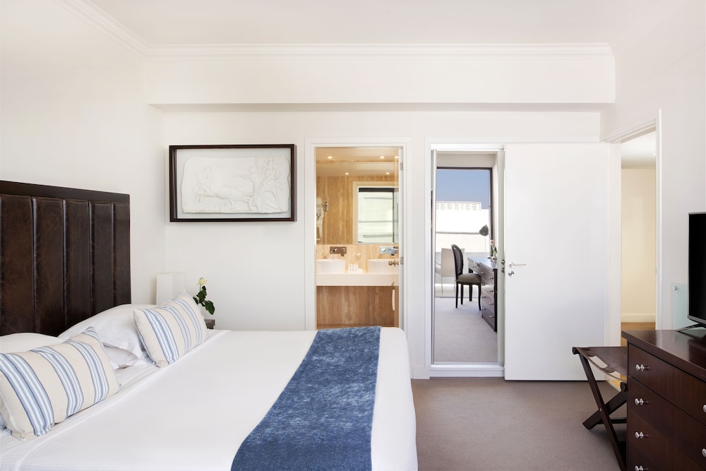 Deluxe, Suite, Double Bed, Sea View