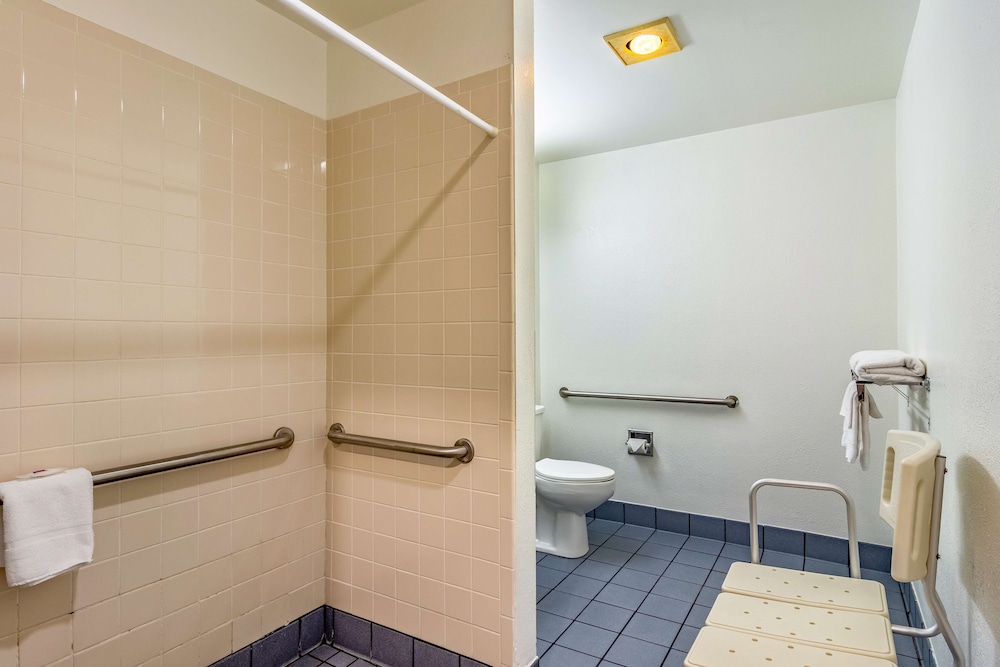 Motel6 Chattanooga, TN - Downtown 39/40