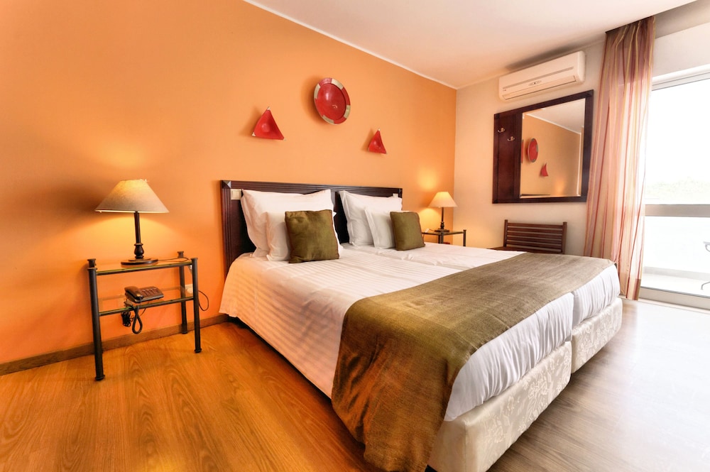 Vale Da Telha Hotel 16/49