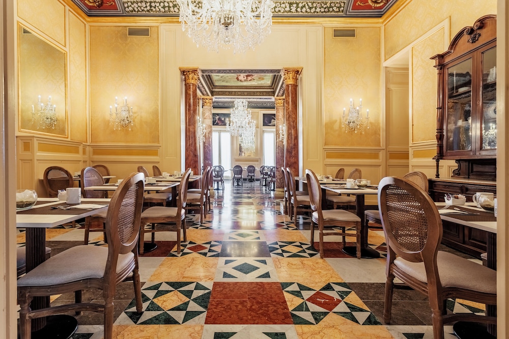 Eurostars Centrale Palace 41/50