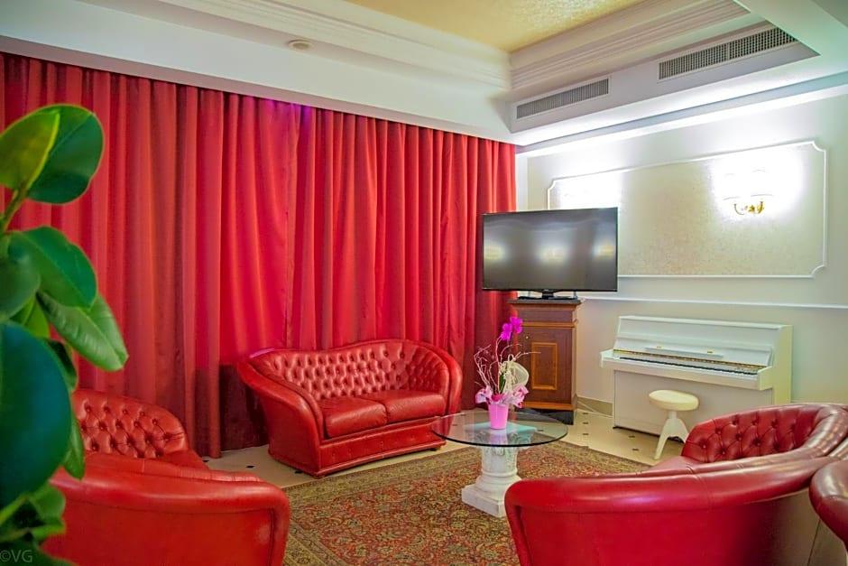 Executive La Fiorita 19/36