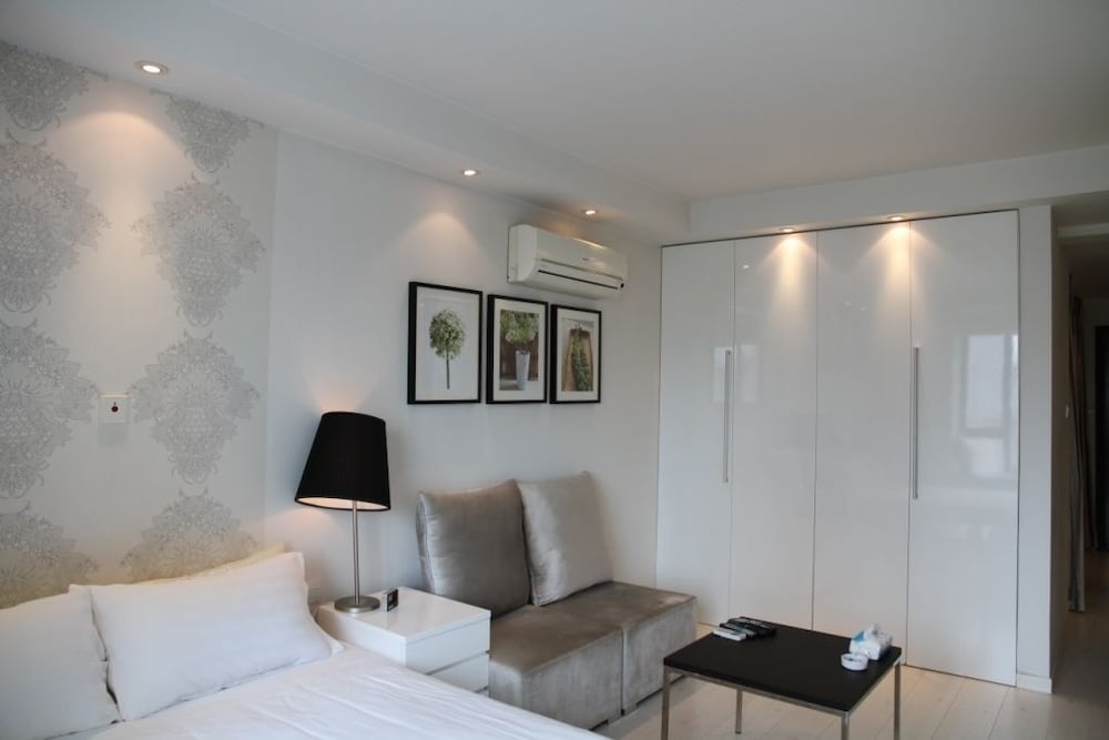 Shanghai Abest Xinshikong Apartments 23/71