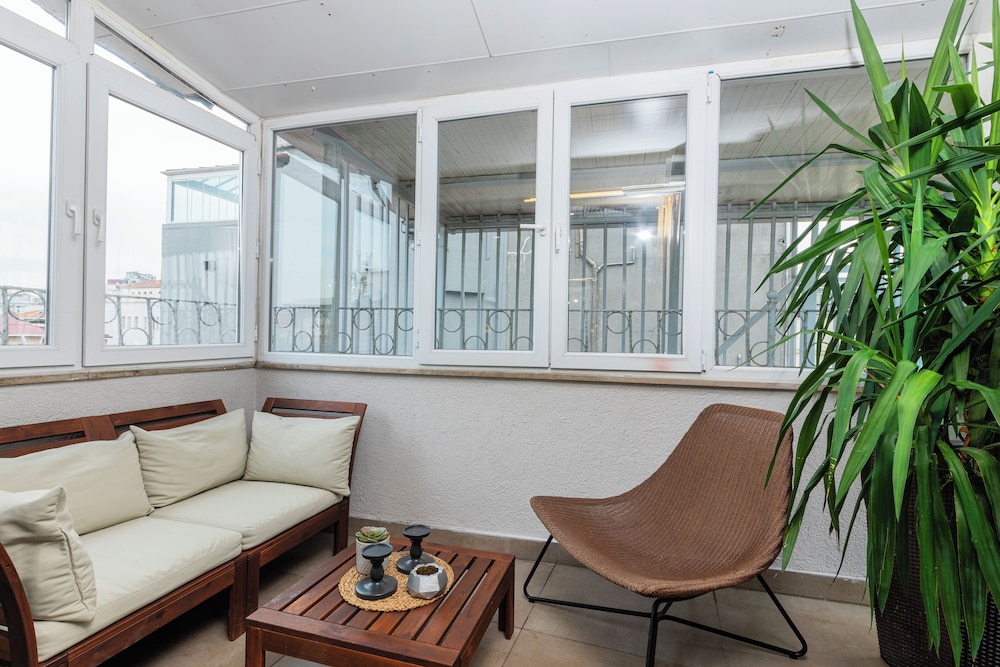 Ayramin Deluxe Hotel 56/78