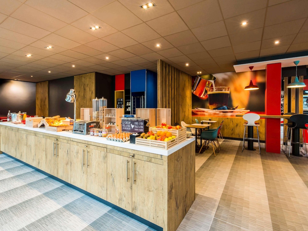 Ibis La Rochelle Vieux Port 8/64
