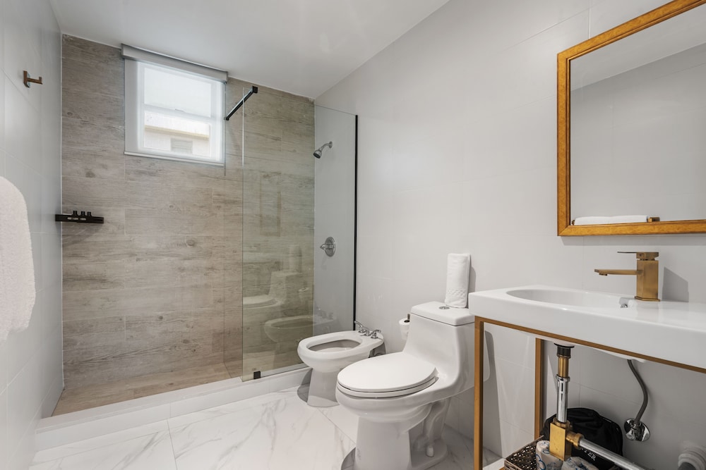 Don Rafa Boutique Hotel & Residences 47/50