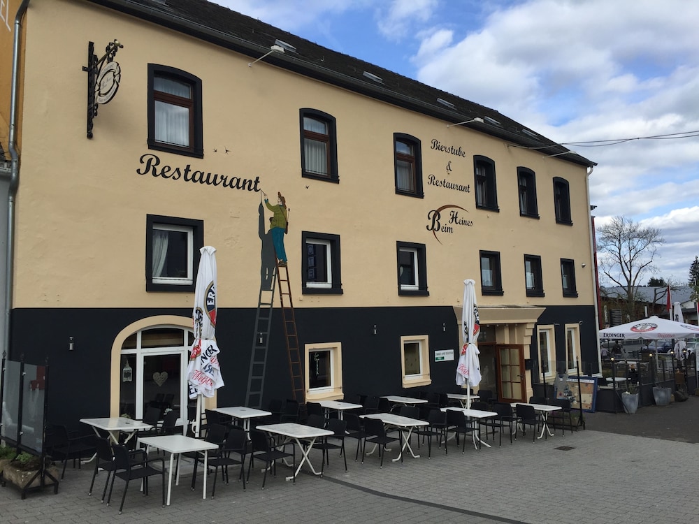Beim Heines 4/40