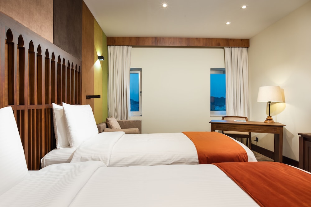 AL FALAJ HOTEL 12/60