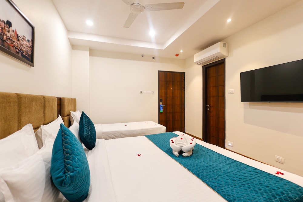 Hotel Dolphin International 26/72