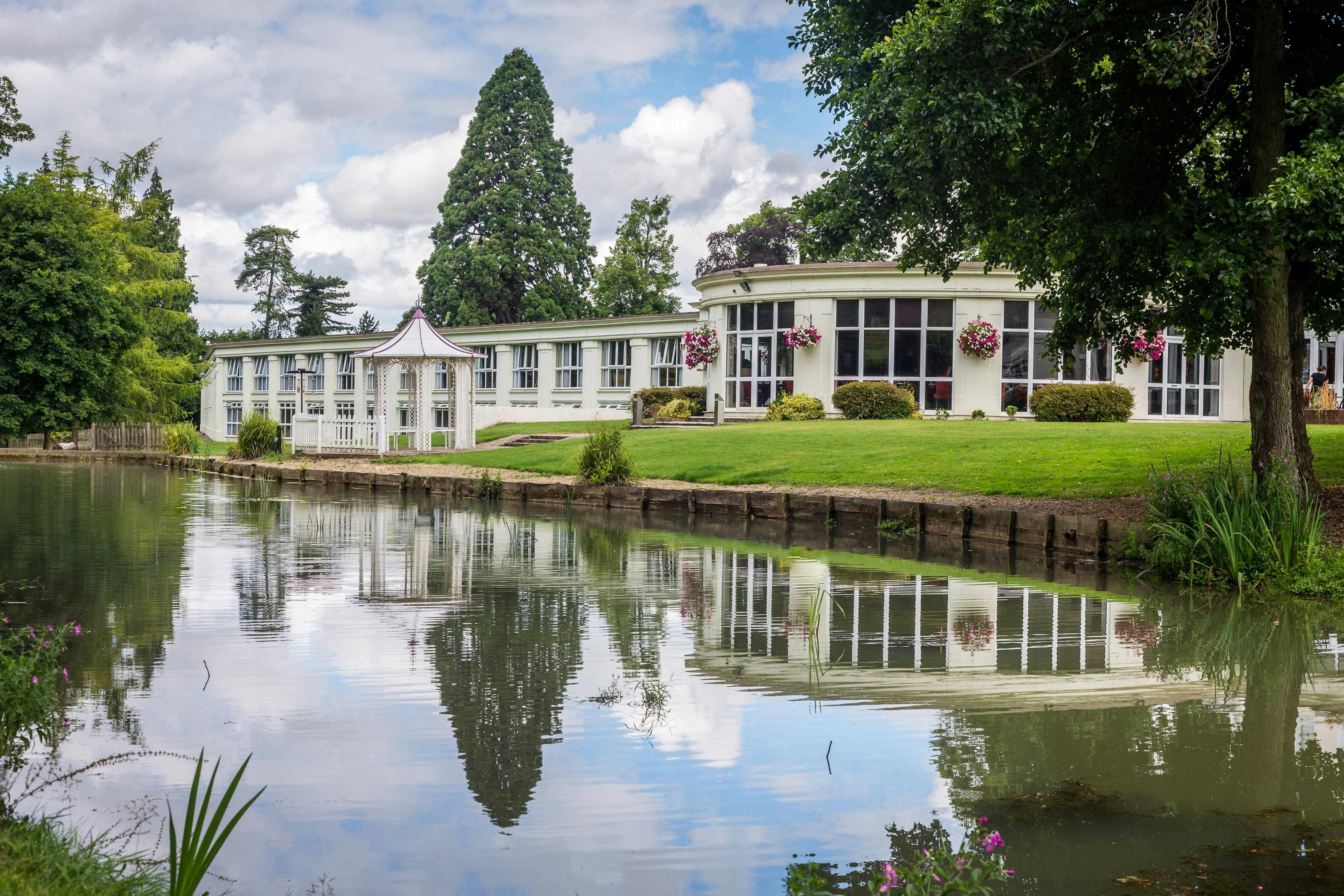 DoubleTree by Hilton Cheltenham - Cotswolds 66/70