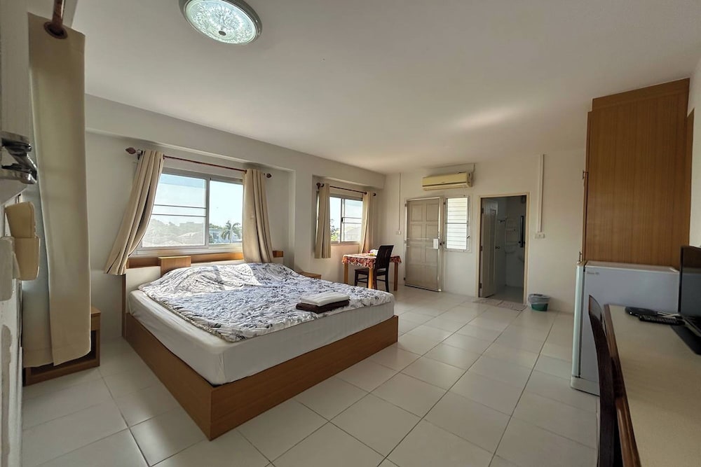 SUPERIOR, DOUBLE BED