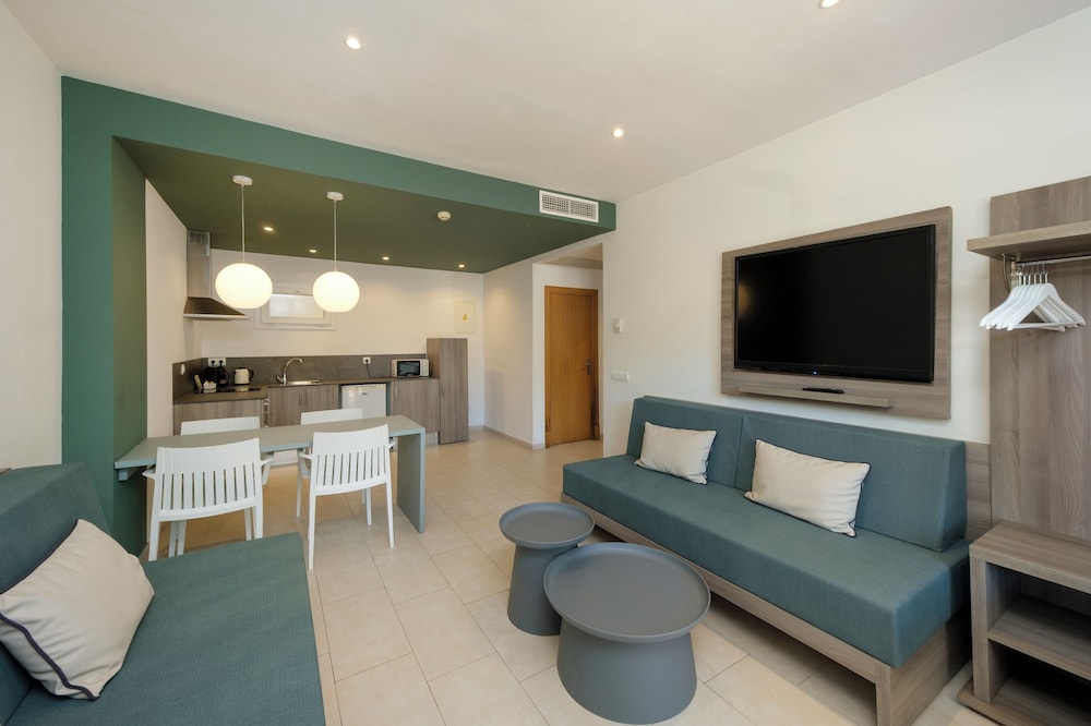 Cabot Tres Torres Apartamentos 56/65
