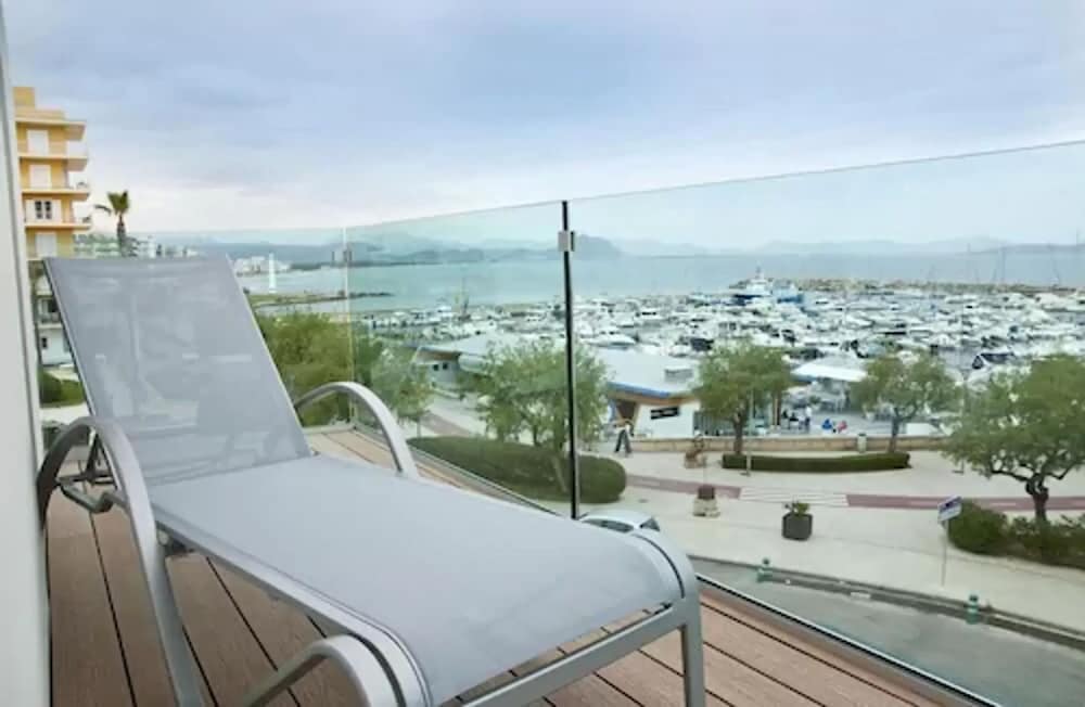 Llaut Boutique Hotel 20/50