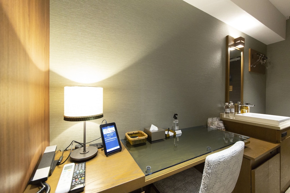Hotel Hillarys Shinsaibashi 59/66