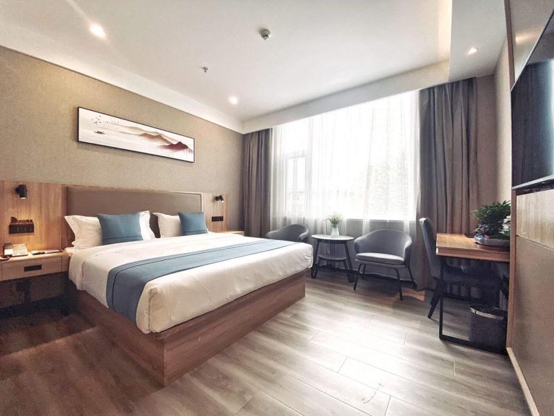Green Tree Inn Shandong Jinan City Shungeng Intl. Convention and Exhibition Center Express Hotel 3/13