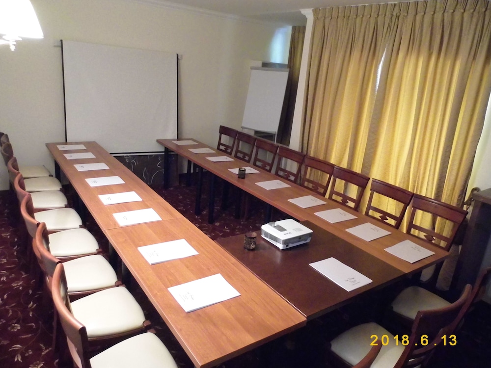 HOTEL BOUTIQUE BELVEDERE SINAIA 53/60