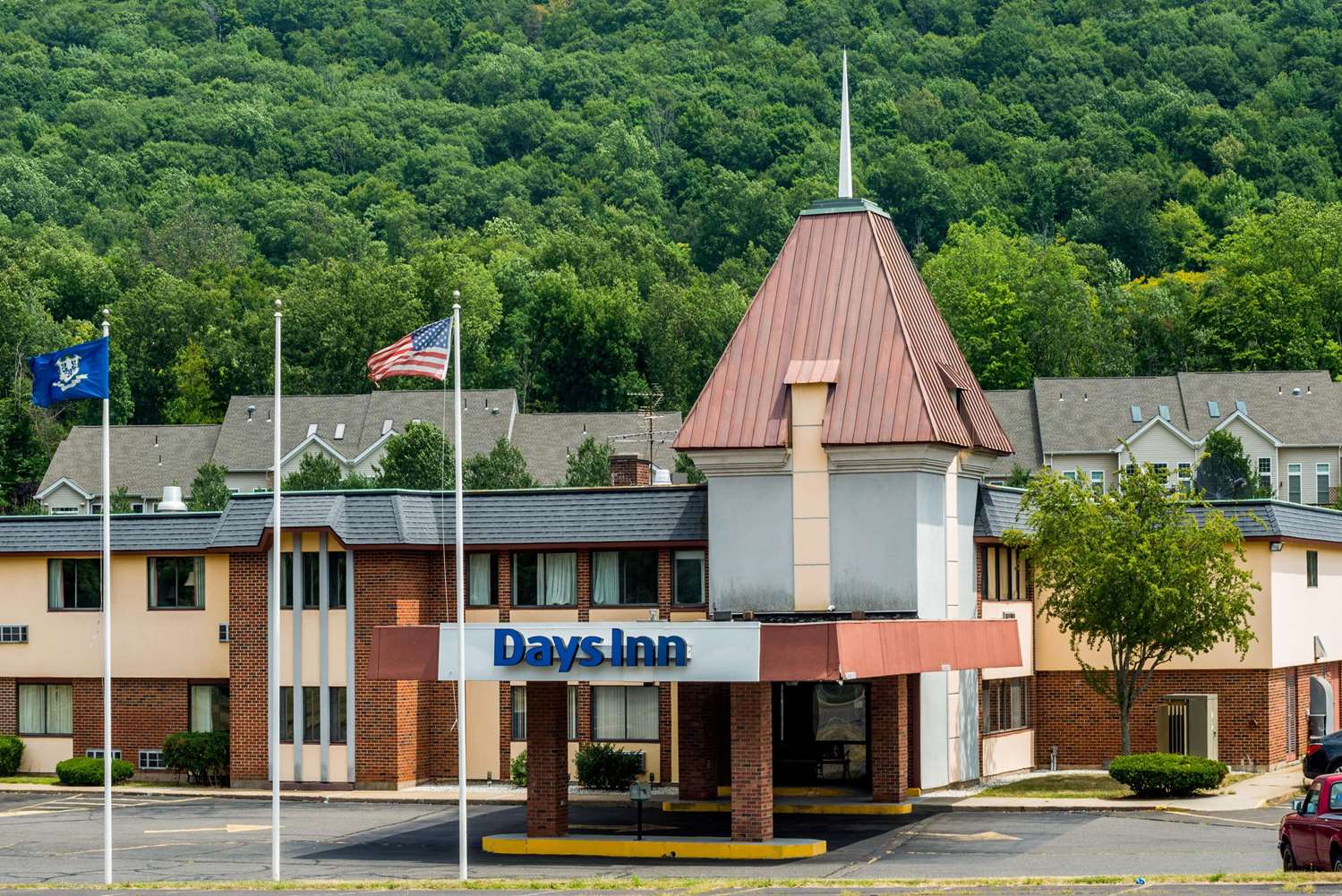 Days Inn By Wyndham Berlin Meriden 2/27