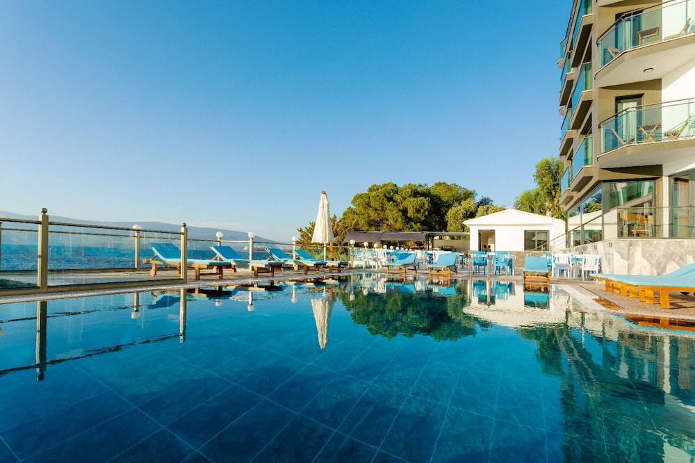 Gulluk Yali Boutique Otel 41/48