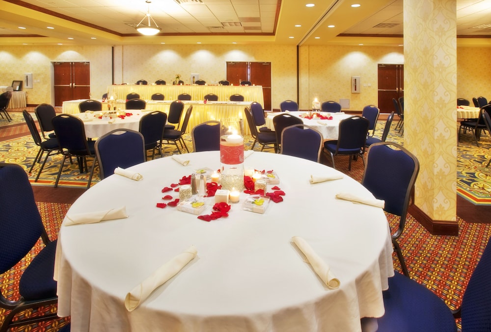 Holiday Inn Quincy, an IHG Hotel 62/75