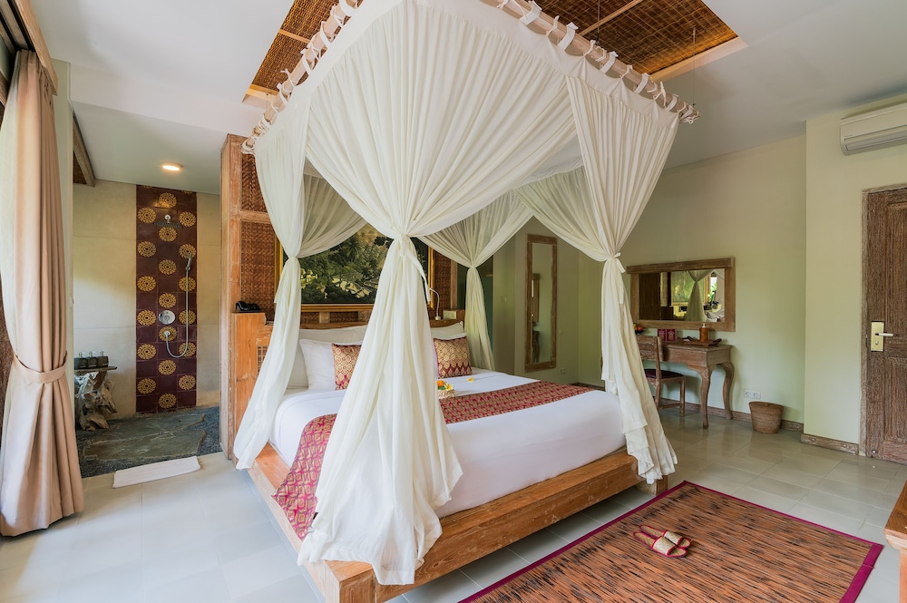 The Udaya Resort Spa 44/74