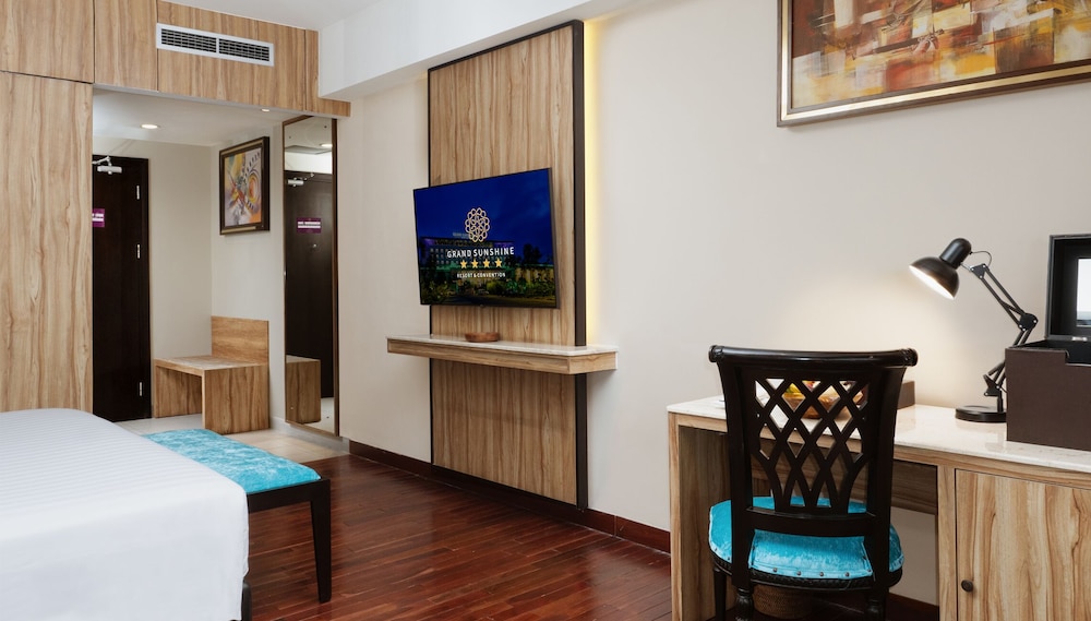 غرفة تنفيذية بسرير كينج بشرفة، Grand Sunshine Resort and Convention 6/10