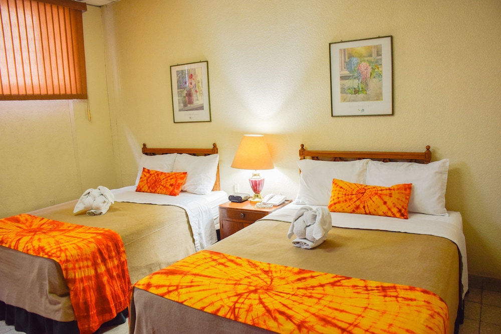 Eco Hotel Mariscal 5/59
