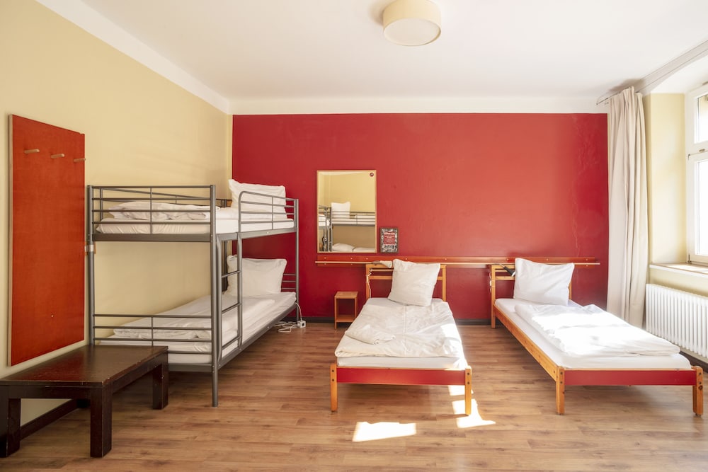 Eastseven Berlin Hostel 8/53