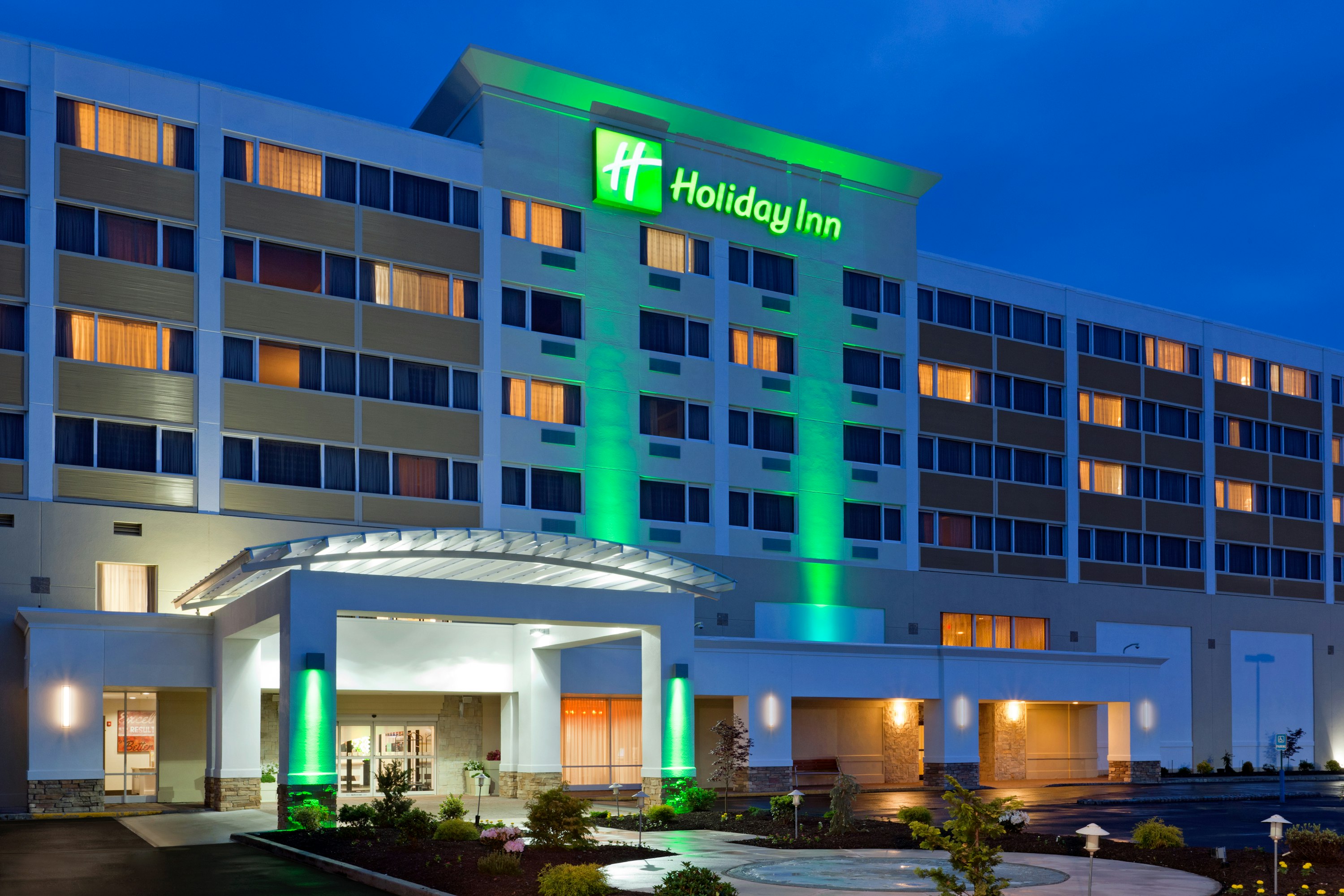 Holiday Inn Clark Newark Area Formerly Crowne Plaza Clark 2/54